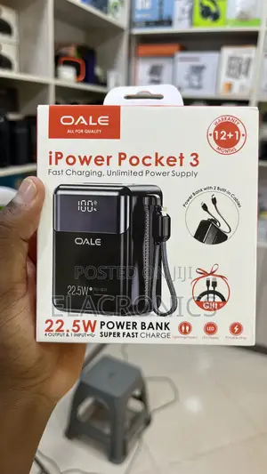 OALE 30,000mAh Pocket 3 Fast Charge Power Bank