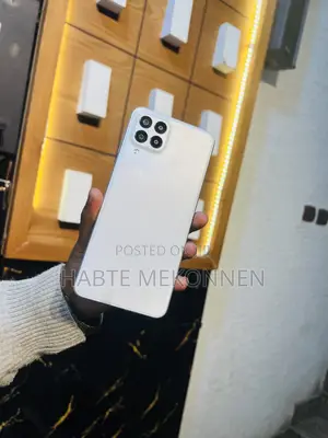 New Samsung Galaxy M33 5G 128 GB Silver