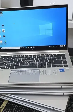 New Laptop HP EliteBook 840 G8 16GB Intel Core i5 SSD 512GB