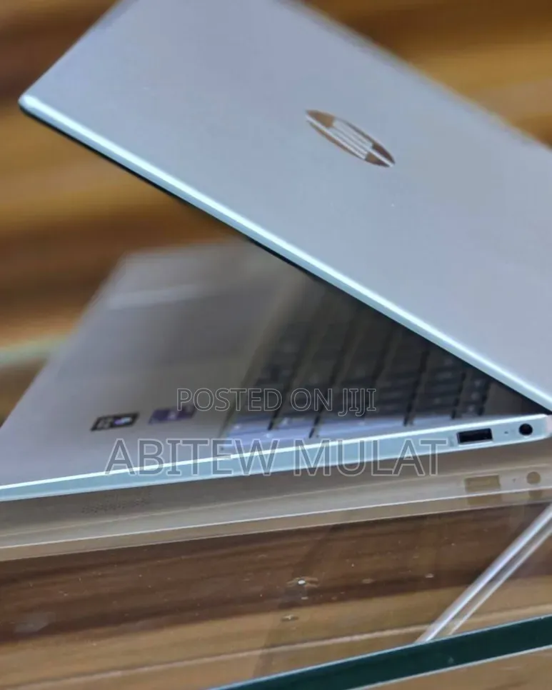 New Laptop HP Stream Notebook 16GB Intel Core i7 SSD 1T