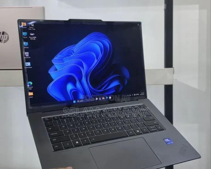 New Laptop Lenovo ThinkPad 2 32GB Intel SSD 1T