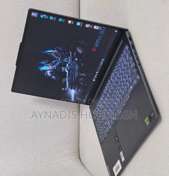 New Lenovo Yoga Pro 9i Aura Edition 32GB Intel Core Ultra 9 SSD 1T