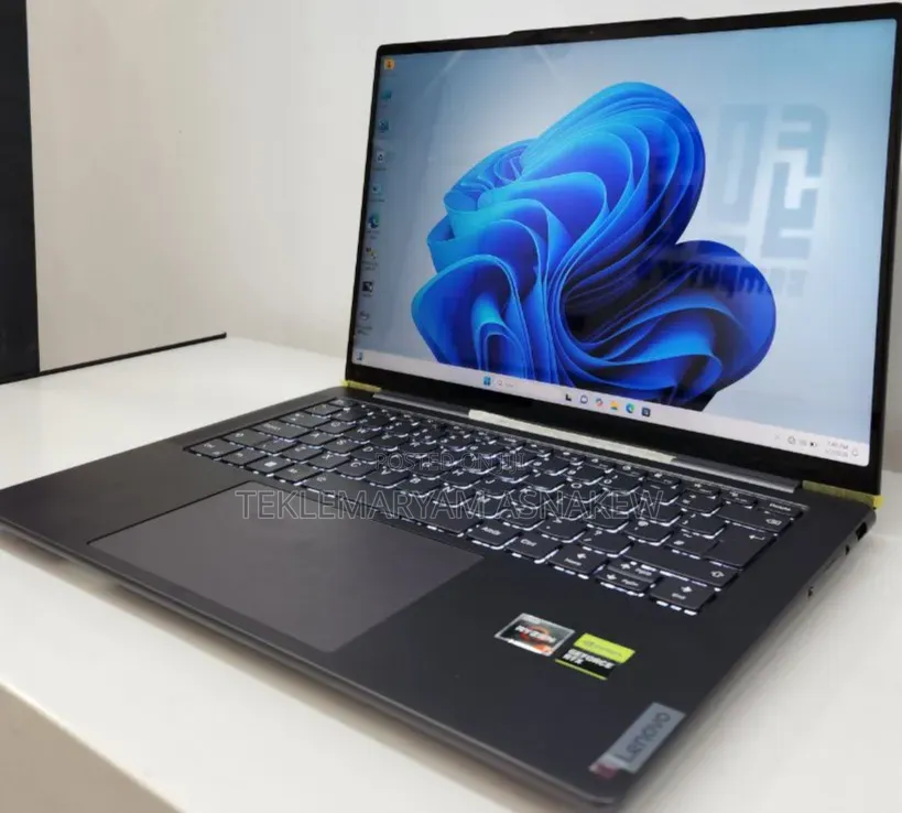 New Laptop Lenovo 32GB AMD Ryzen 7 SSD 512GB