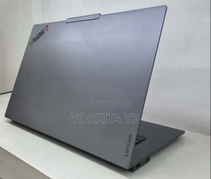 New Laptop Lenovo 32GB Intel Core Ultra 7 SSD 1T
