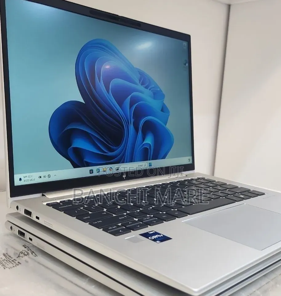 New Laptop HP EliteBook 840 G9 16GB Intel Core i5 SSD 512GB