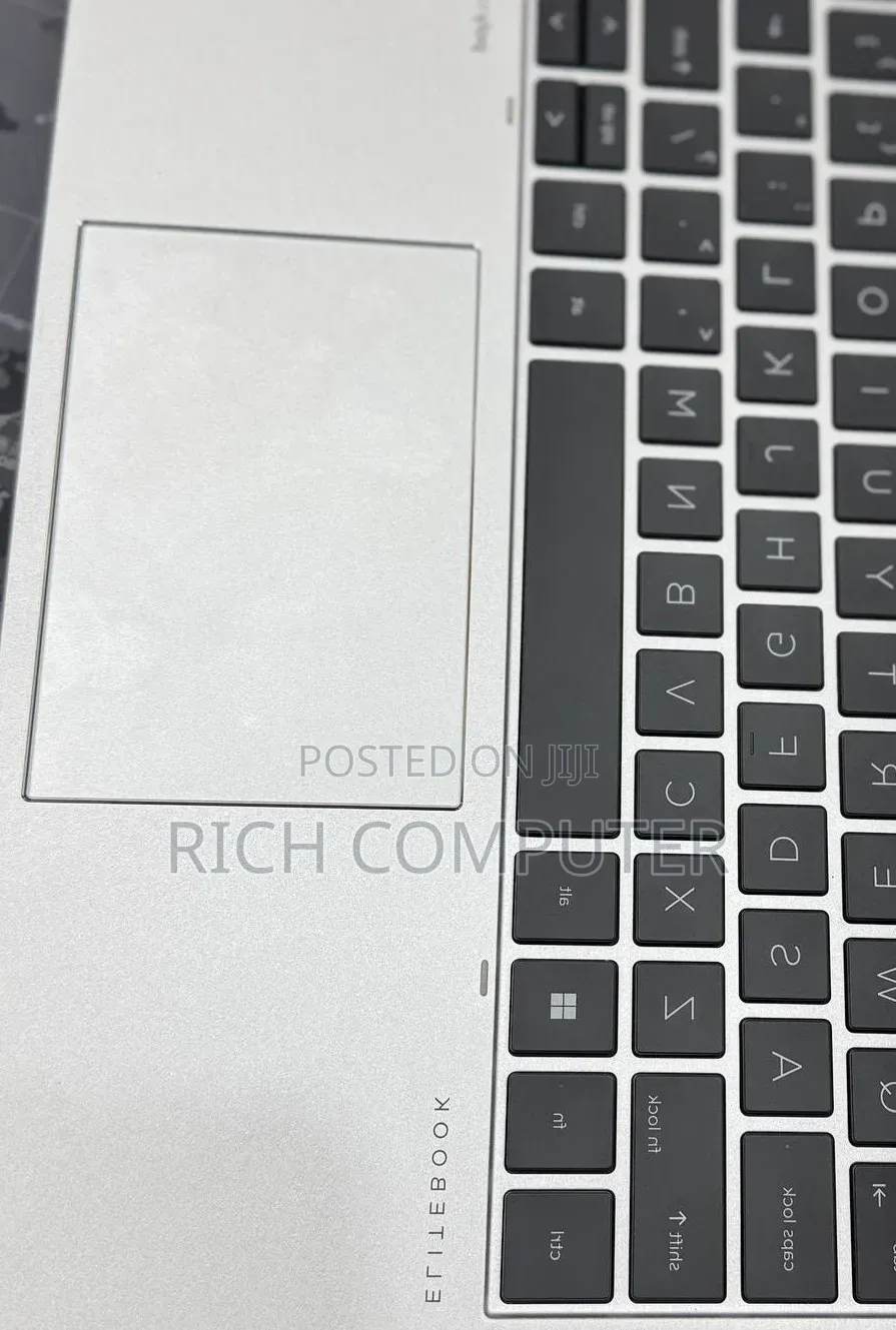 New Laptop HP EliteBook x360 1040 G10 16GB Intel Core i7 SSD 512GB
