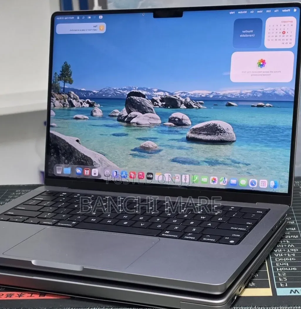 New Laptop Apple MacBook Pro 2021 M1 32GB Apple M1 SSD 512GB
