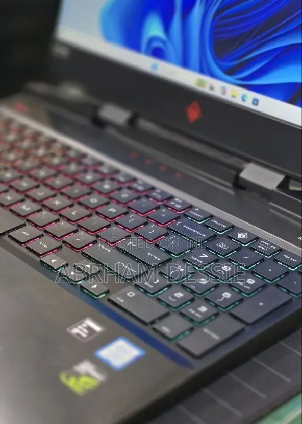 New Laptop HP 16GB Intel Core i7 SSD 128GB