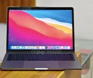 New Laptop Apple MacBook Pro 2019 16GB Intel Core i5 SSD 512GB