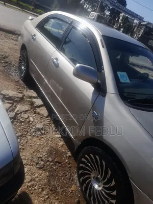 Toyota Corolla 2004 Gold