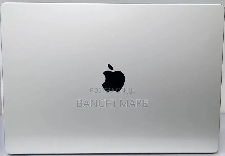 New Laptop Apple MacBook Air 2024 M3 24GB Apple M3 SSD 512GB