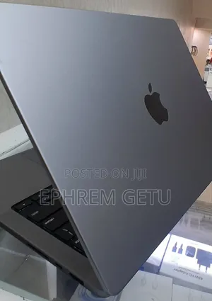 New Laptop Apple MacBook Pro 2021 M1 Max 32GB Apple M1 Max SSD 512GB