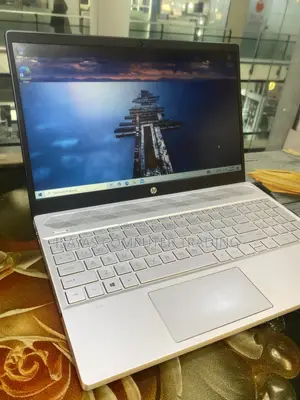 New Laptop HP Pavilion 15 8GB Intel Core i5 SSD 512GB