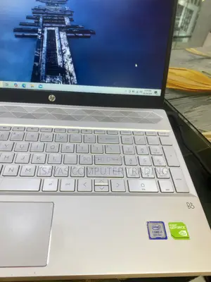 New Laptop HP Pavilion 15 8GB Intel Core i5 SSD 512GB