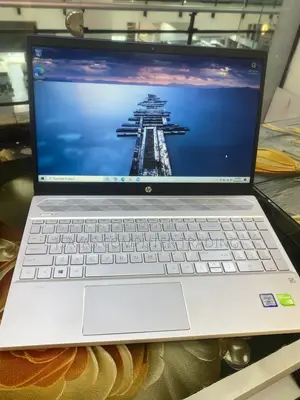 New Laptop HP Pavilion 15 8GB Intel Core i5 SSD 512GB