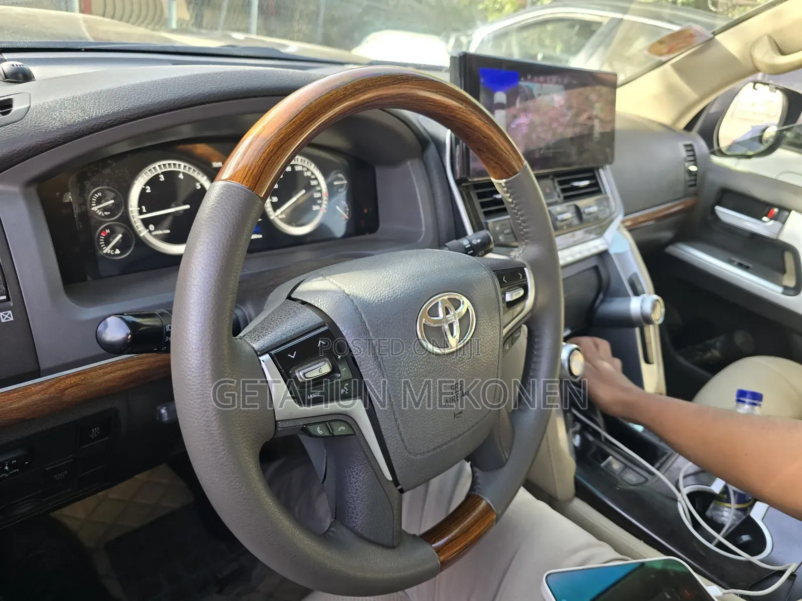 Toyota Land Cruiser 2012 Black