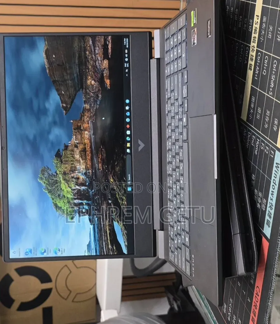 New Laptop HP Victus 16 16GB AMD Ryzen 7 SSD 512GB