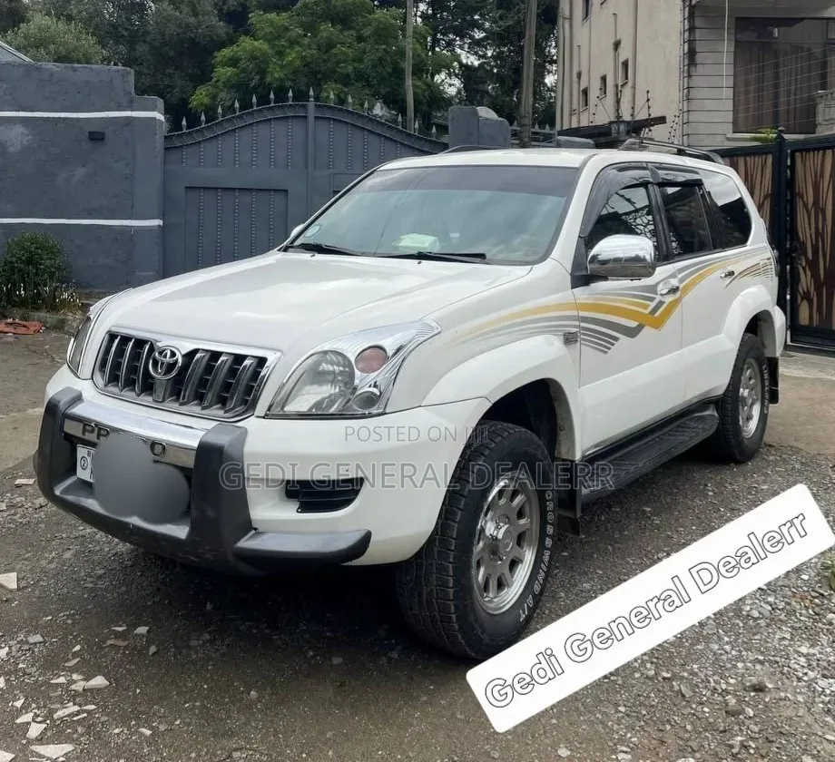 Toyota Land Cruiser Prado 2007 White