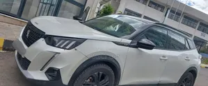 Peugeot 2008 2022 White