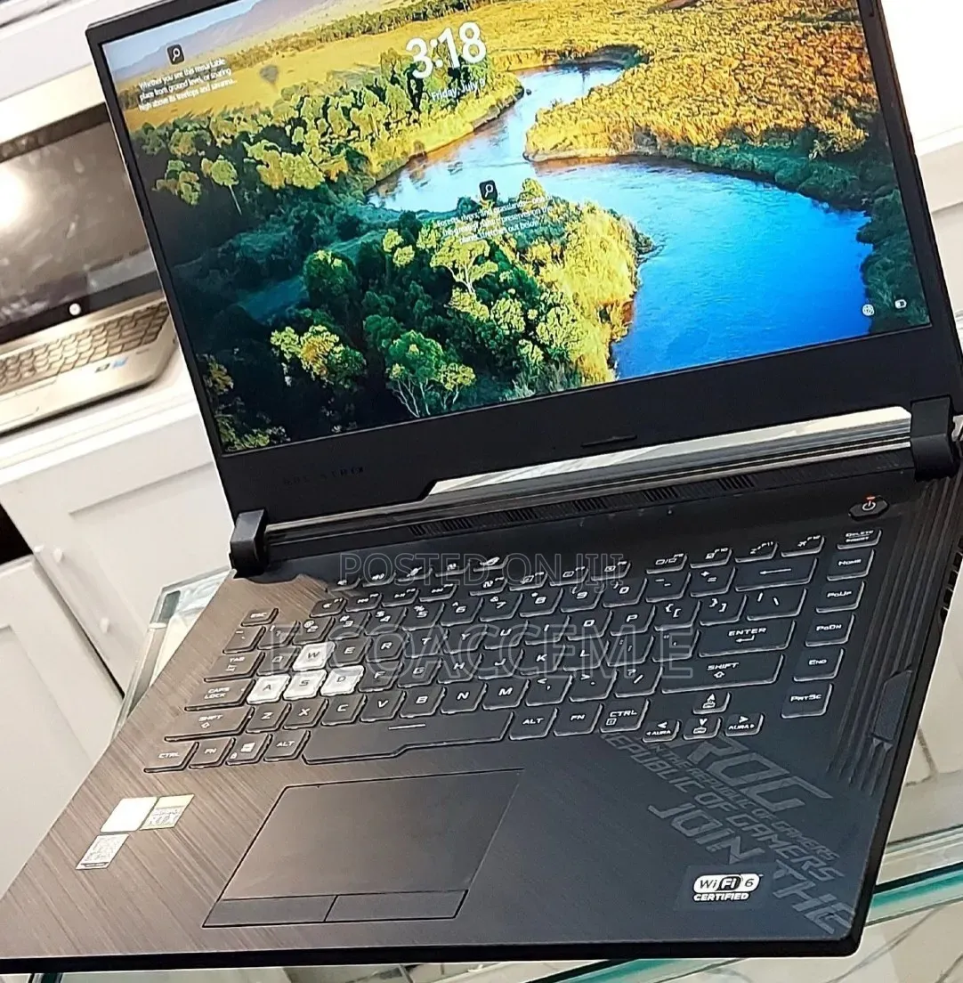 New Laptop Asus ROG Strix G15 16GB Intel Core i7 SSD 512GB