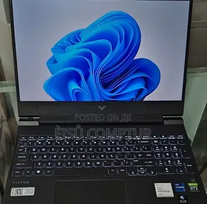 New Laptop HP Victus 15 16GB Intel Core i7 SSD 512GB