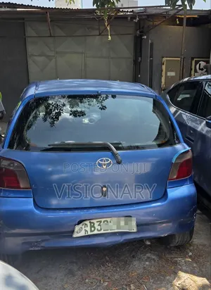 Toyota Vitz 2002 Blue