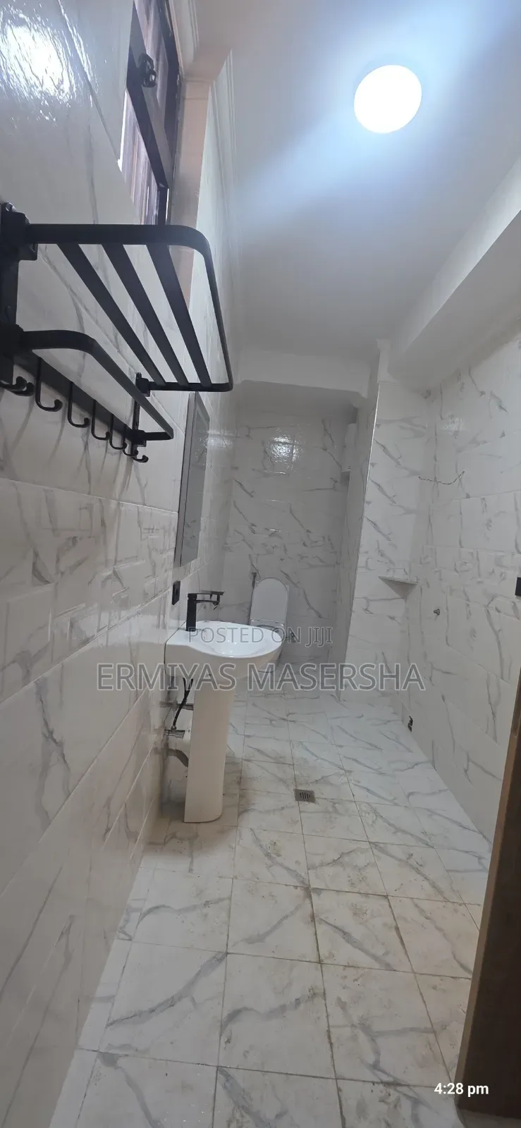 Furnished 3bdrm Apartment in Yeka for sale