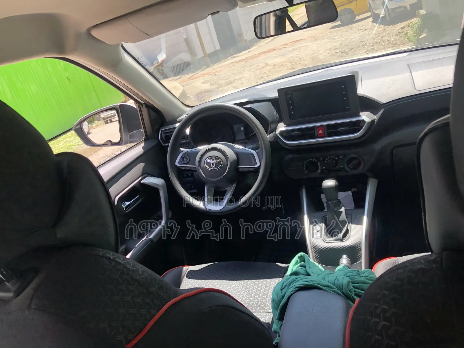 Toyota Raize 2021 White