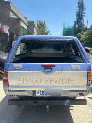 Mitsubishi L200 2000 Blue