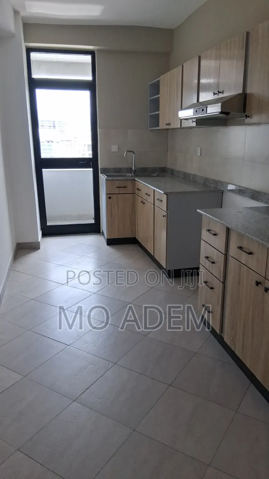 3bdrm Apartment in Jambo Real Estate, Kirkos for rent