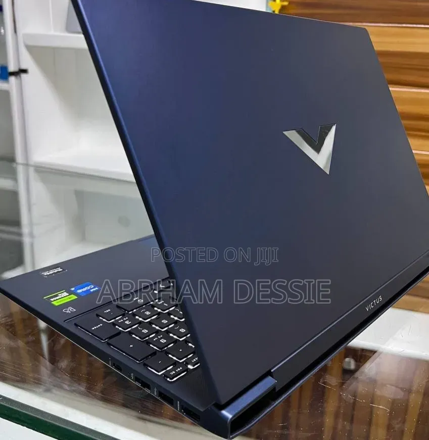 New Laptop HP 16GB Intel Core i5 SSD 512GB
