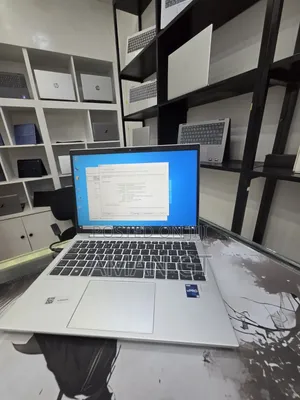 New Laptop HP EliteBook 830 16GB Intel Core i5 SSD 512GB
