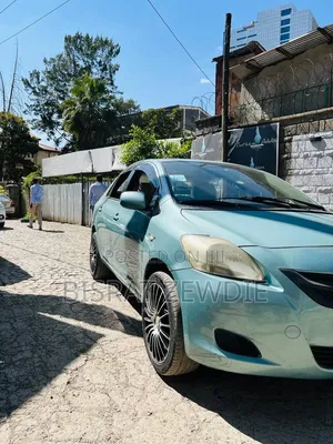 Toyota Yaris 2007 Beige