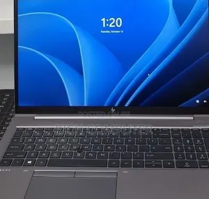 New Laptop HP ZBook Firefly 14 G7 16GB Intel Core i7 SSD 512GB