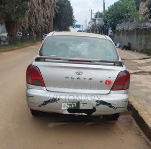 Toyota Platz 2001 Silver