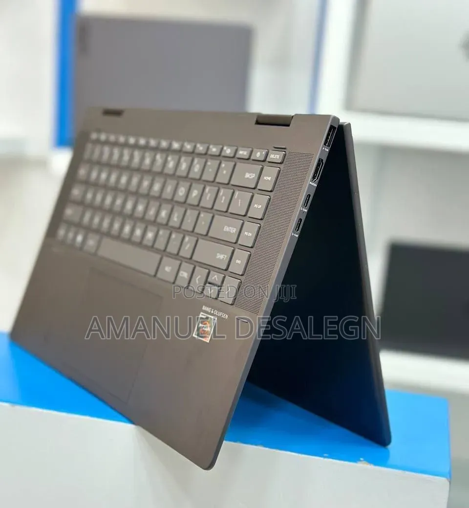 New Laptop HP Envy x360 8GB AMD Ryzen 5 SSD 1T