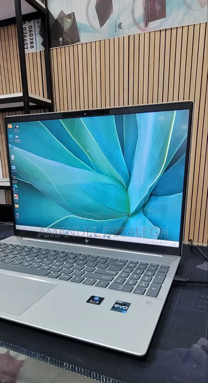 New Laptop HP Pavilion 14 16GB Intel Core i7 SSD 1T