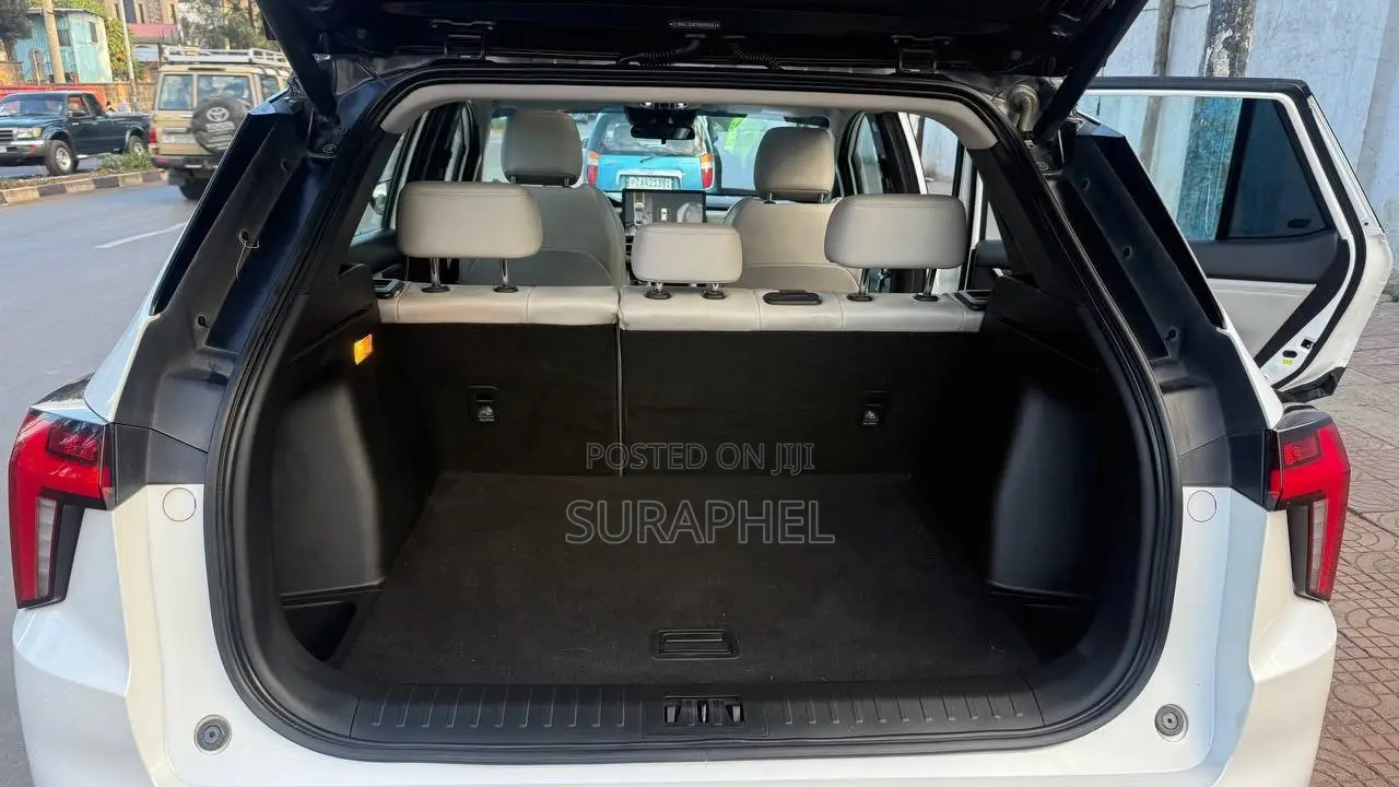 Mitsubishi Airtrek 135 kW FWD 2024 White