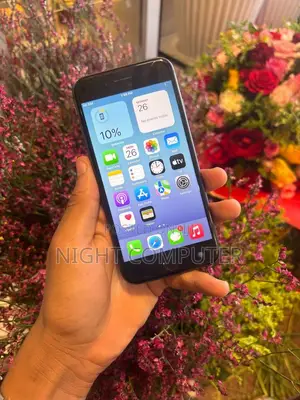 Apple iPhone 8 64 GB Black