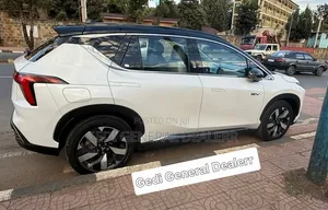 Mitsubishi Airtrek 135 kW FWD 2024 White