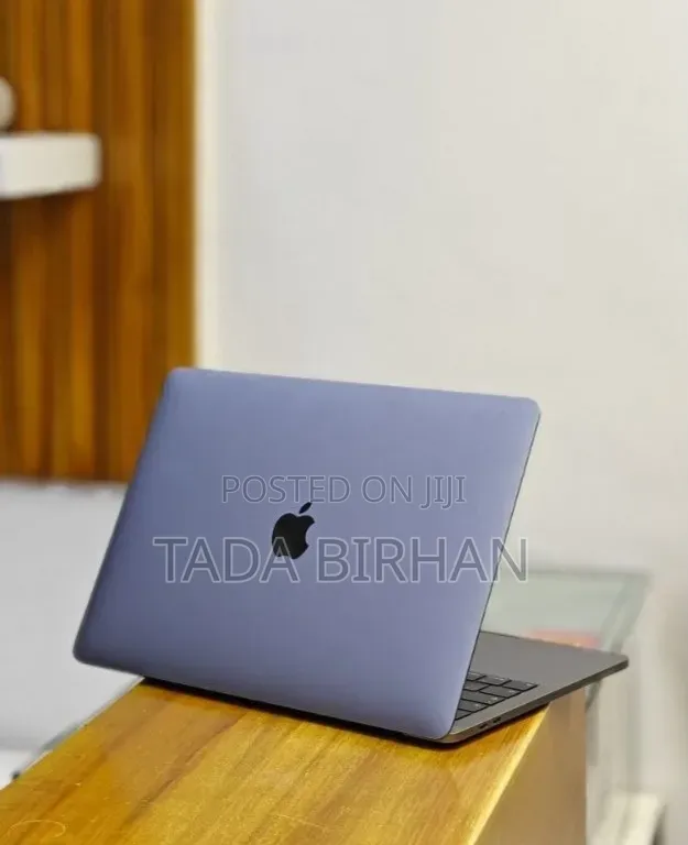 New Laptop Apple MacBook Pro 2019 16GB Intel Core i5 SSD 512GB