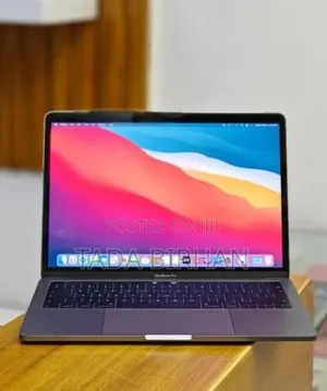 New Laptop Apple MacBook Pro 2019 16GB Intel Core i5 SSD 512GB