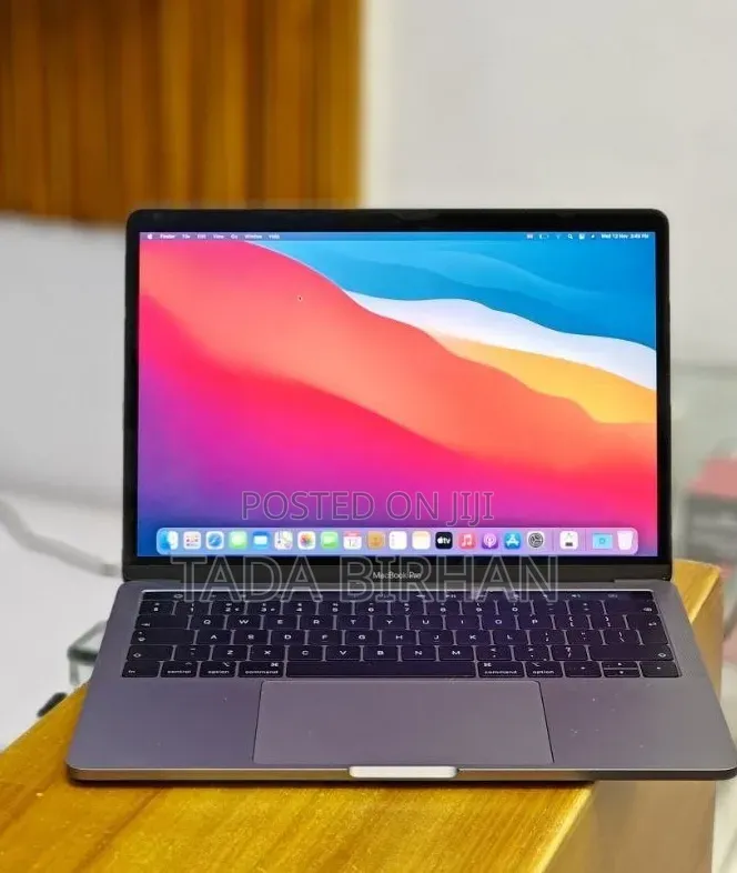 New Laptop Apple MacBook Pro 2019 16GB Intel Core i5 SSD 512GB