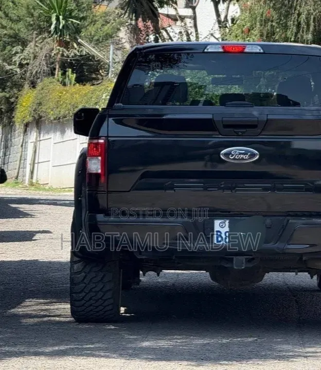 Ford F-150 2018 Black