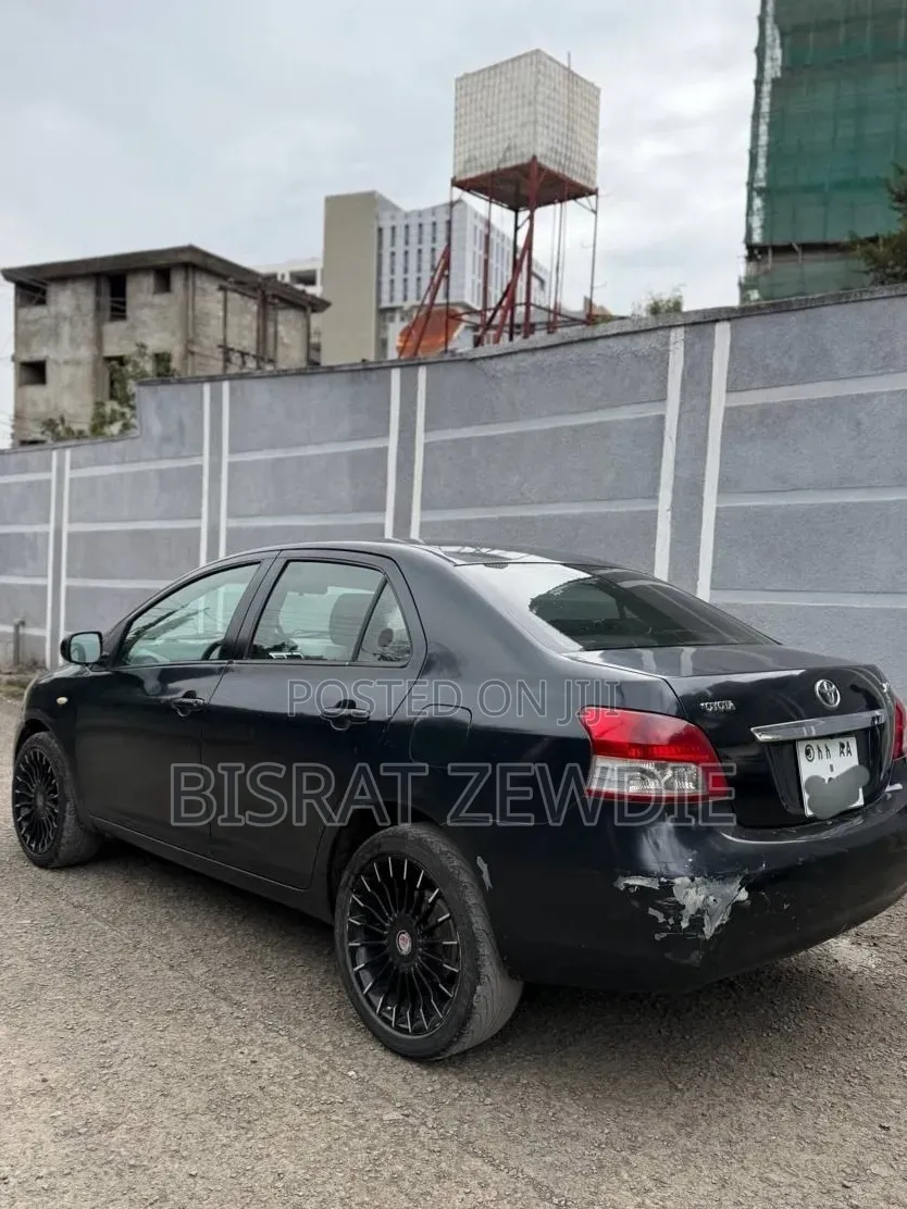 Toyota Yaris 2007 Black