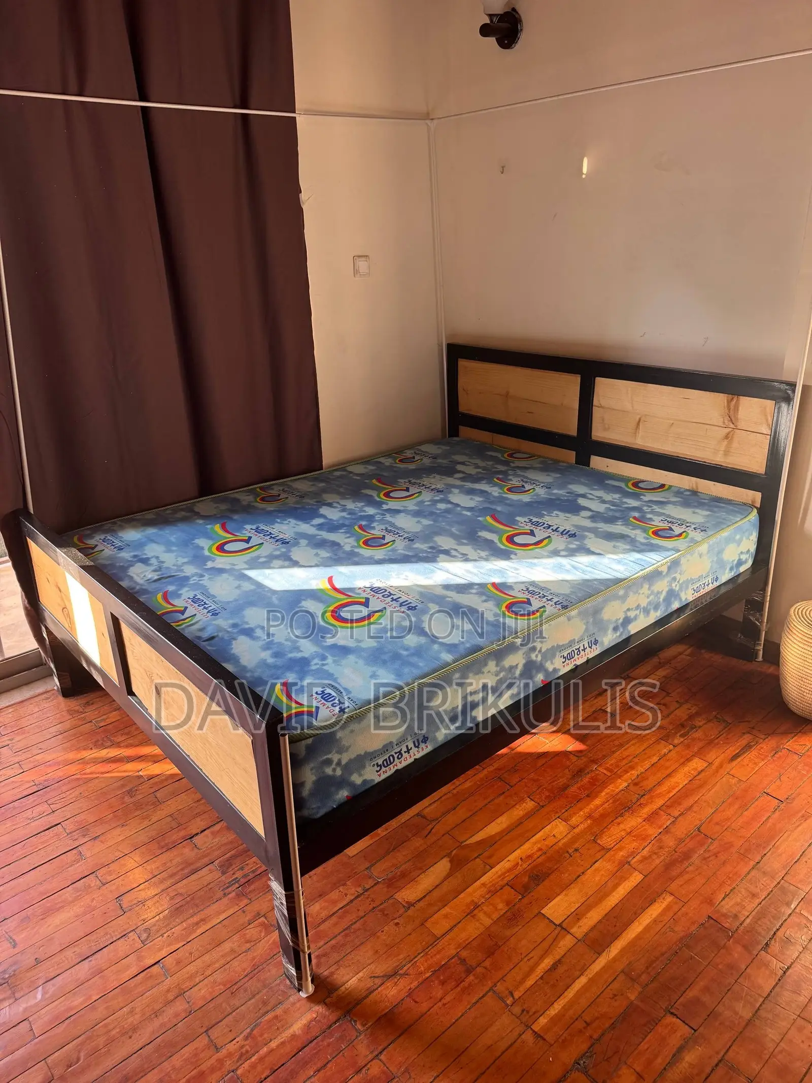 Double Bed With Mattress