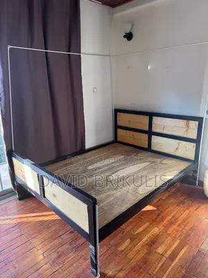 Double Bed With Mattress