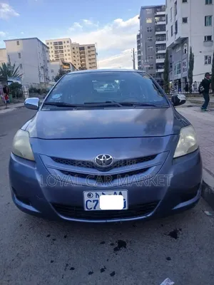 Toyota Yaris 2008 Gray