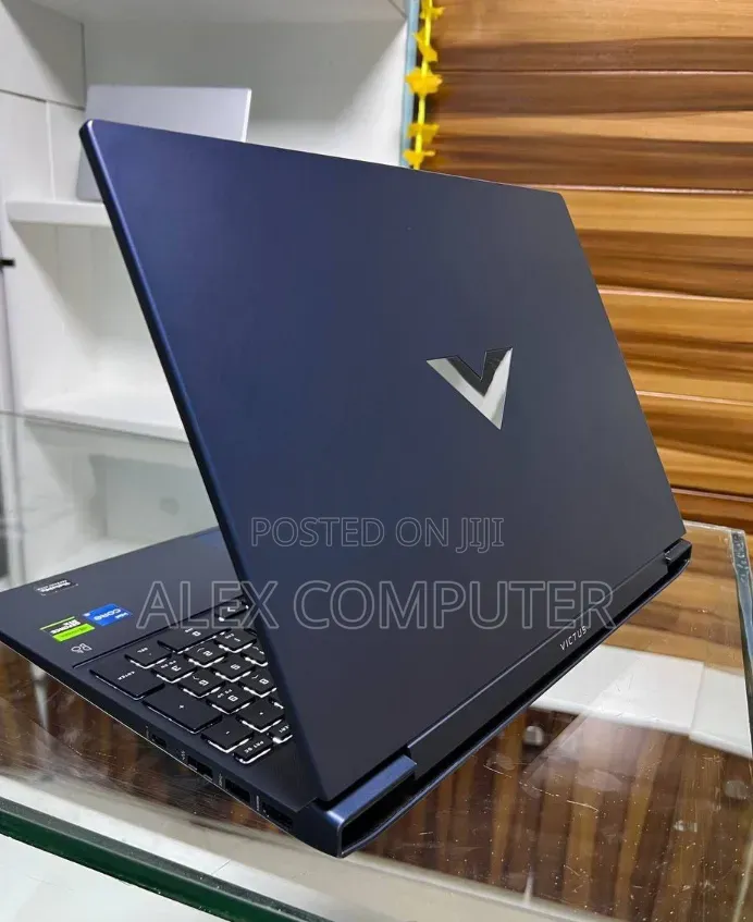 New Laptop HP Victus 15 16GB Intel Core i5 SSD 512GB