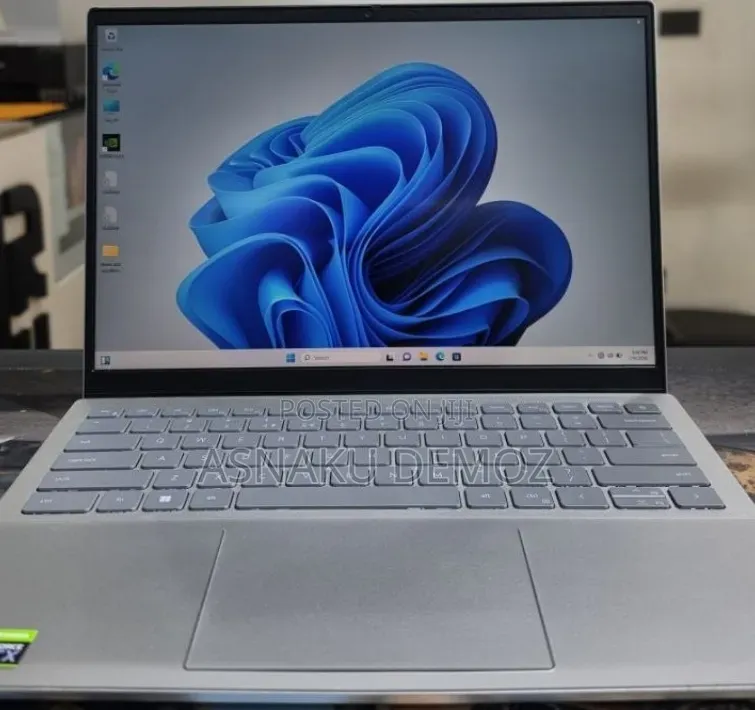 New Laptop Dell Inspiron 15 16GB Intel Core i7 SSD 512GB